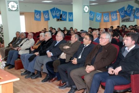 Suşehri’nde “tarih Kavşağında Türkler” Konulu Konferans Düzenlendi