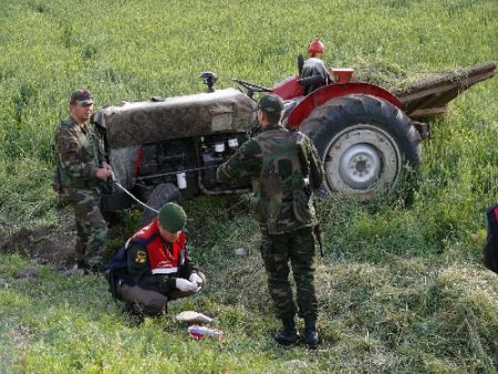Suşehri'nde Traktör Devrildi: 1 Ölü, 2 Yaralı