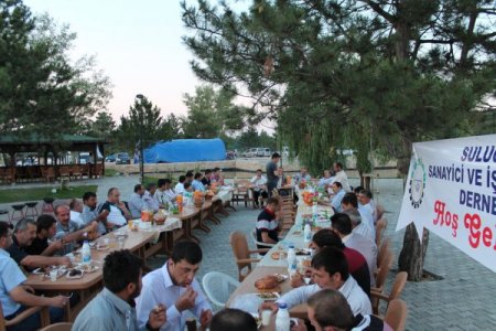 Susiad, Üyelerini Gece Pikniğinde Buluşturdu