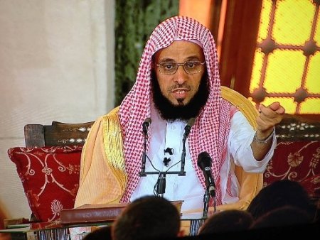Suudi alim El-Karni, salatin camilerinde Tabiin’i anlatıyor