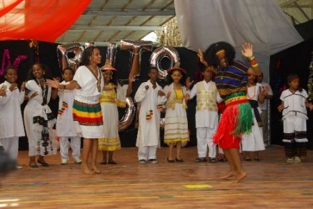 Suudi Arabistan'da 23 Nisan coşkuyla kutlandı