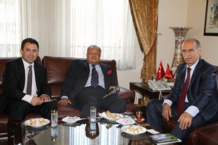 Suudi İşadamı Yamani, Turizm Yatırımı İçin Bursa’da