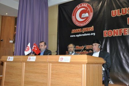 Şuurlu Öğretmenler, ‘eğitim yoluyla emperyalizmi’ konuştu