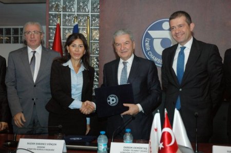 Suzan Sabancı Dinçer: Not arttırımını piyasalar satın aldı