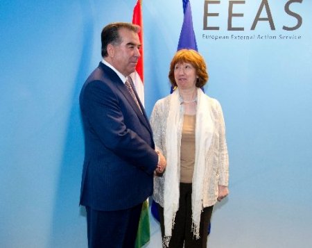 Tacik lider Rahman, Catherine Ashton ile görüştü