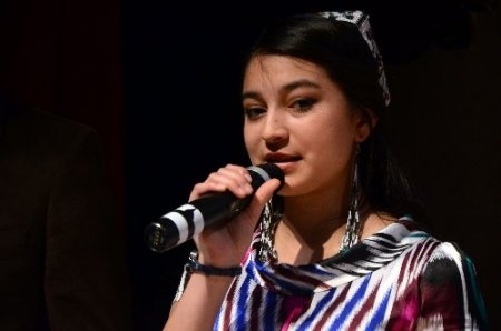 Tacik öğrenciler UAÜ’de festival düzenliyor