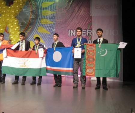 Tacik-Türk Okulları’ndan olimpiyat başarısı