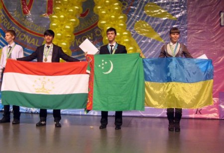 Tacik-Türk Okulları’ndan olimpiyat başarısı