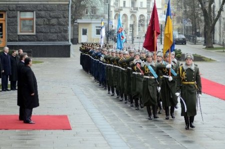 Tacikistan Lideri Rahman, Ukrayna’da Temaslarda Bulunuyor