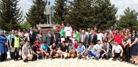 Tacikistan Milli Koşusu Gaziantep Üniversitesi’nde yapıldı