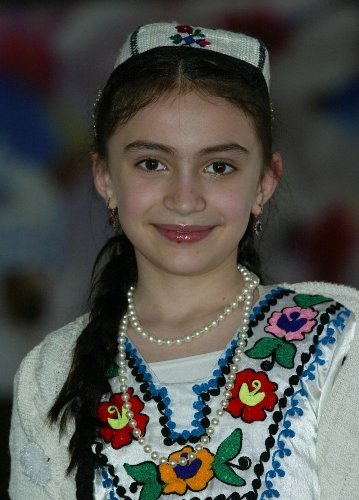 Taciklerin Nevruz kutlaması renkli görüntülere sahne oldu