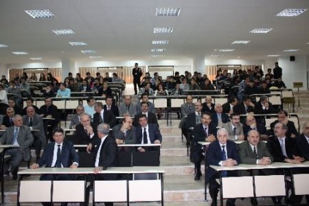 Tadilatı Tamamlanan Amfiler Hizmete Açıldı