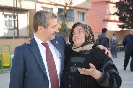Tahmazoğlu: 8 Mart Dünya Kadınlar Günü Kutlu Olsun