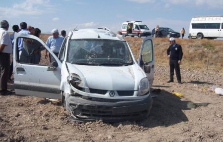 Takla atan araçta bir kişi hayatını kaybetti, 2 kişi yaralandı
