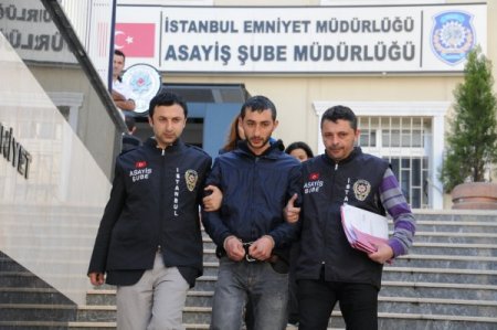 Taksicileri Gasp Eden Zanlı Tutuklandı