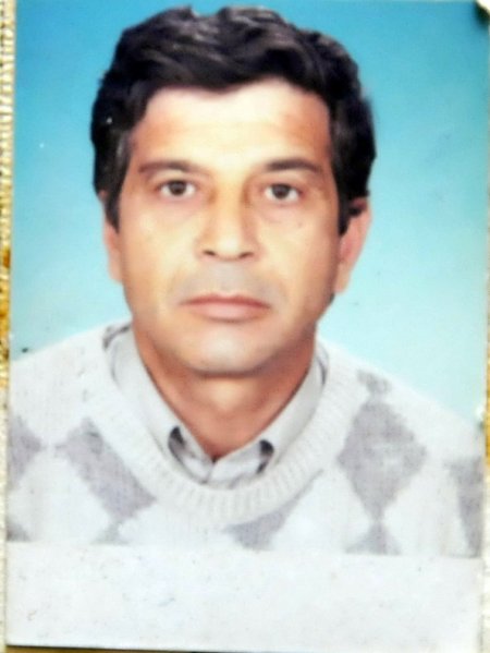 Taksiciyi öldürüp aracını gasp ettiler