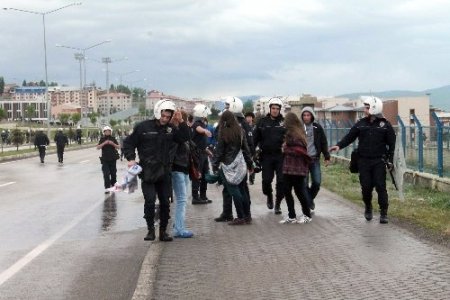 Taksim gerginliği Erzurum’a da sıçradı