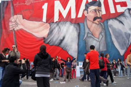 Taksim Meydanında 1 Mayıs Kutlamaları