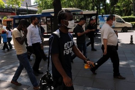 Taksim protestocuları Kızılay'da polisle çatıştı