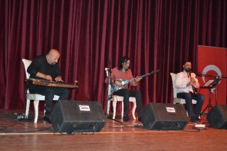 Taksim Trio Batman'ı şenlendirdi