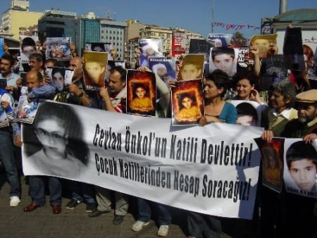 Taksim'de Açıklama Yapan Stk'lar: Ceylan'ın Ölümü Örtbas Edilmeye Çalışılıyor