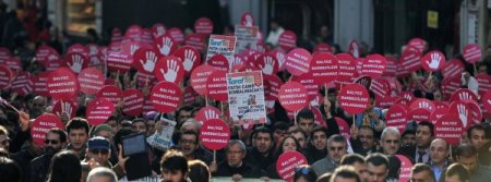 Taksim'de 'Balyozcular aklanamaz' eylemi