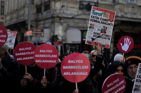 Taksim'de 'Balyozcular aklanamaz' eylemi