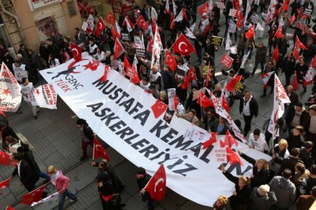 Taksim’de İmralı protestosu