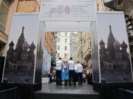 Taksim’de Rus günleri başladı