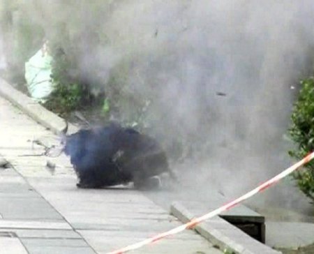 Taksim’de Şüpheli Çanta Paniği