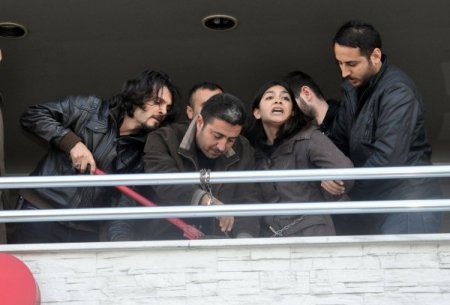 Taksim’de zincirli eylem