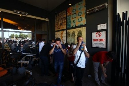 Taksim'deki olaylar İstiklal Caddesi'nde artarak devam ediyor