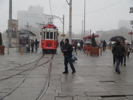 Taksim’den kar manzaraları