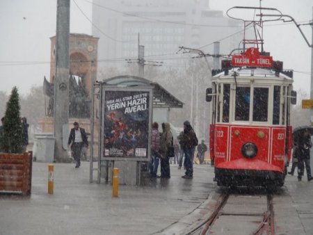 Taksim’den kar manzaraları