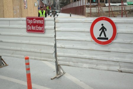 Taksim'e yeni yaya yolu