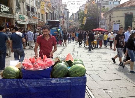 Taksim’i işbortacılar bastı