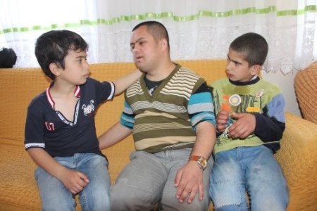 Talasemi hastası genç: Sağlığıma kavuşarak aileme bakmak istiyorum