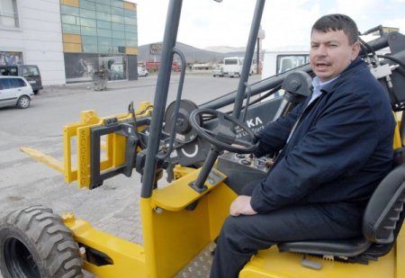 Tamircisiydi, Gelen Talepler Üzerine Forklift Üreticisi Oldu