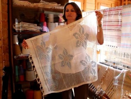 Tamzara dokuması küllerinden yeniden doğuyor