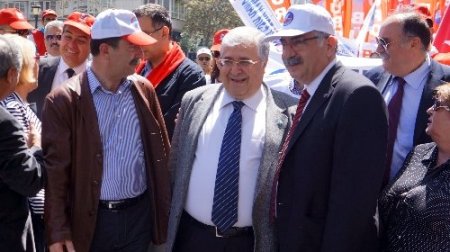 Tandoğan Meydanı'nda 1 Mayıs kutlamaları başladı