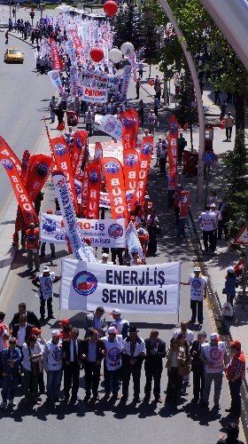 Tandoğan Meydanı'nda 1 Mayıs kutlamaları başladı
