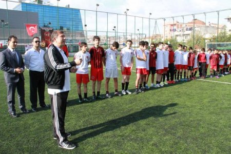 Tanju Çolak, Futbol Akademisi Bursa’da açıldı