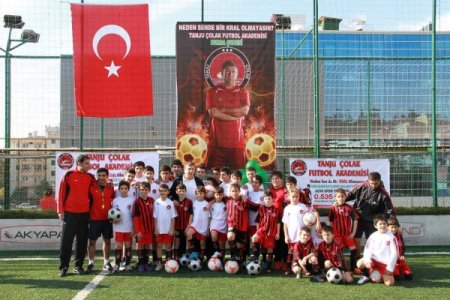 Tanju Çolak, Futbol Akademisi Bursa’da açıldı