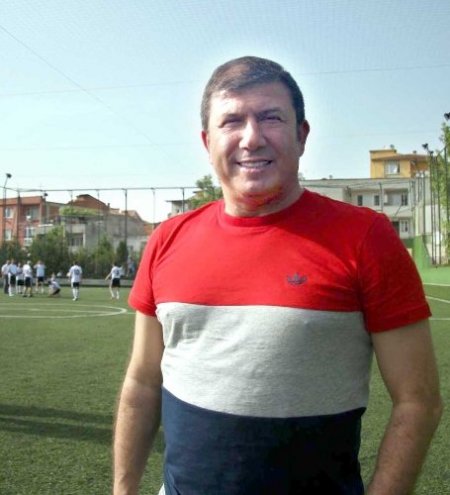 Tanju Çolak: Galatasaray seneye de şampiyonluğun en büyük adayı