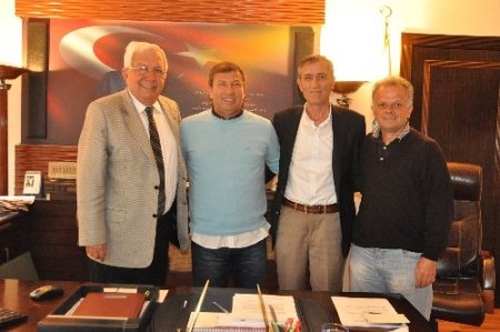 Tanju Çolak: Siyaset bana göre değil, ben düz bir adamım