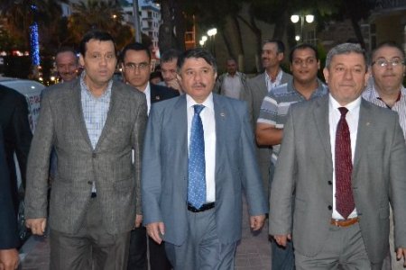 Tanrıverdi: Reyhanlı'daki terör olayı bizi yolumuzdan alıkoymayacaktır