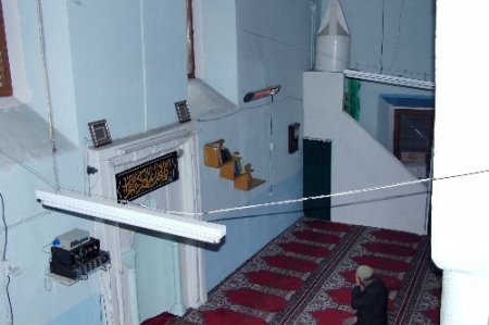 Tarihî Sıralı Camii Bakımsızlıktan Yıkılma Tehlikesiyle Karşı Karşıya