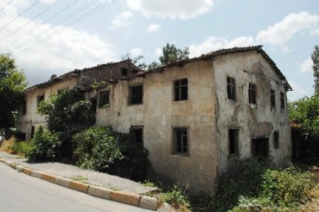 Tarihi Gürsu su değirmeni yeniden hayat buluyor