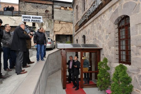 Tarihi hamamın suyu borç nedeniyle kesildi