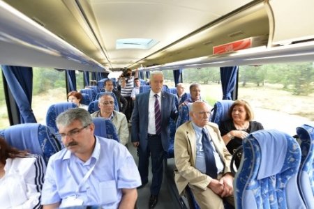 Tarihi Kentler Birliği toplantısına katılan konuklar şehir turu yaptı